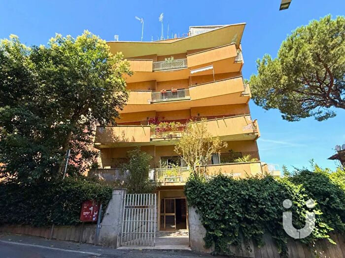 Appartamento bilocale in vendita in Via di Monte Cristallo, Roma