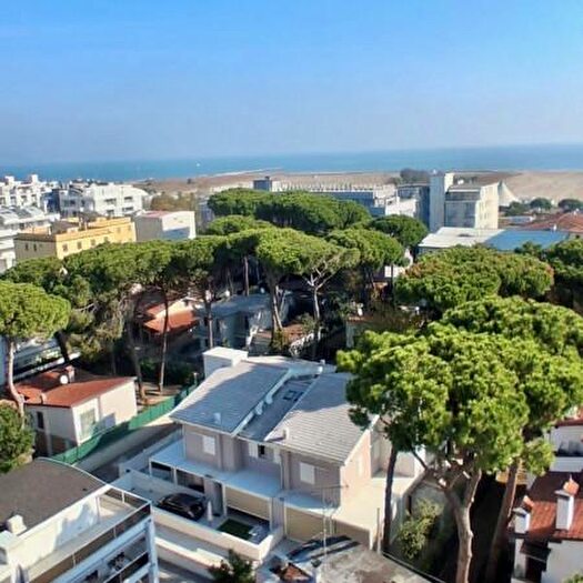 Appartamento trilocale in vendita in Via Giuseppe Giusti, Comacchio