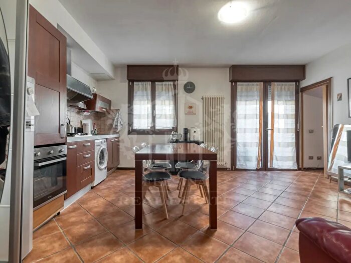 Appartamento bilocale in vendita in Via Crociali, Bologna