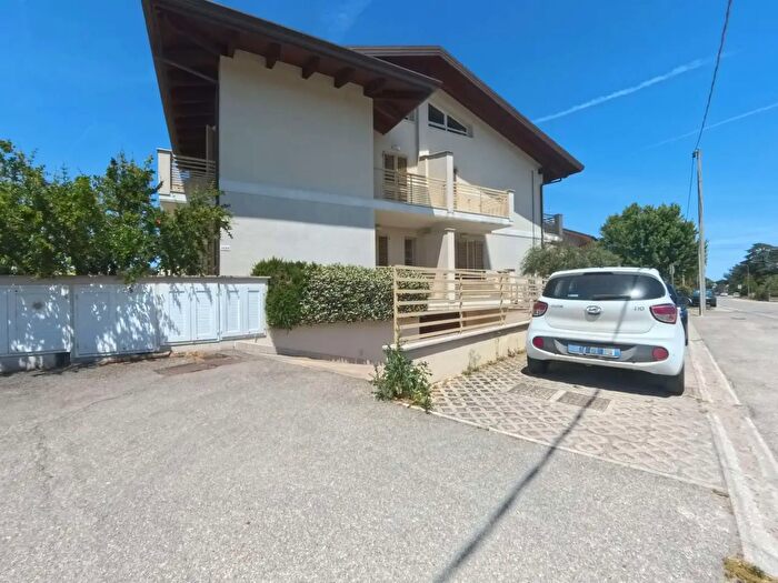 Appartamento con 8 locali in vendita in Via Celletta dellOlio, Santarcangelo Di Romagna