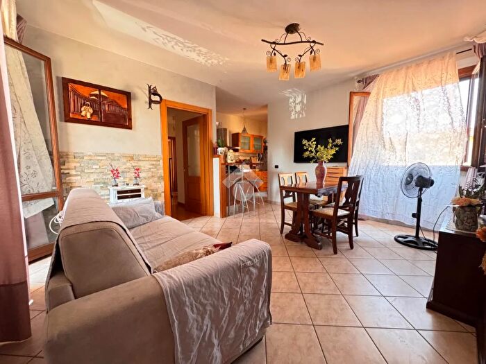 Appartamento quadrilocale in vendita in Via dellOrsa Maggiore, Pistoia