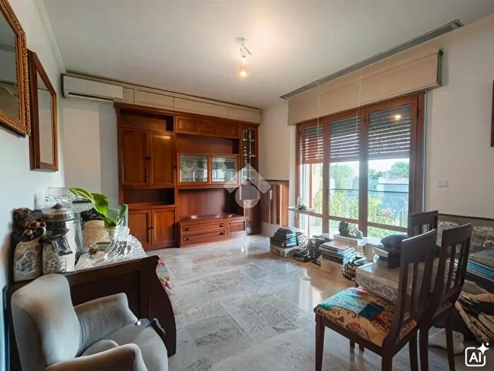 Appartamento quadrilocale in vendita in Via Vincenzo Gioberti, Spinea