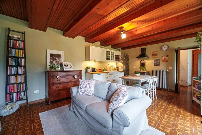 Casa con 5 locali in vendita in Via San Gillio, Givoletto