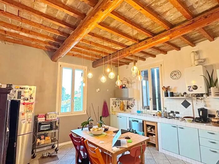 Appartamento con 8 locali in vendita in Via Rococciolo, Modena