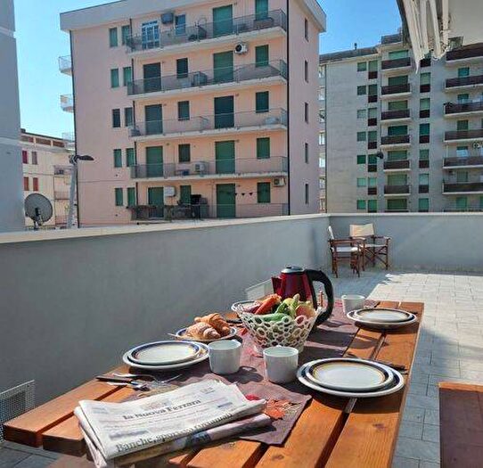 Appartamento trilocale in affitto in Viale Dolomiti, Lido degli Scacchi Lido di Pomposa, Comacchio