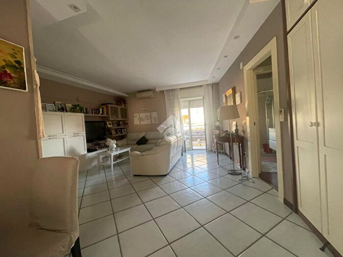 Appartamento trilocale in vendita in Via Francesco Crispi, Mugnano Di Napoli