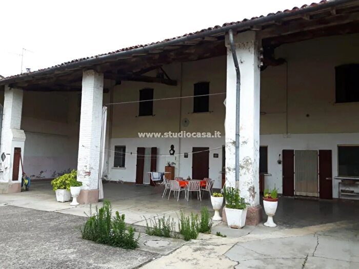 Casa con 7 locali in vendita in Via Milano, Trescore Cremasco