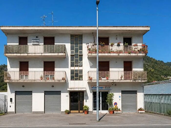 Appartamento quadrilocale in vendita in Via Braie, Camporosso