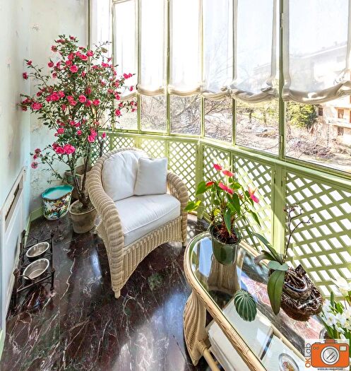 Appartamento con 7 locali in vendita in Viale Paolo Toschi, Parma