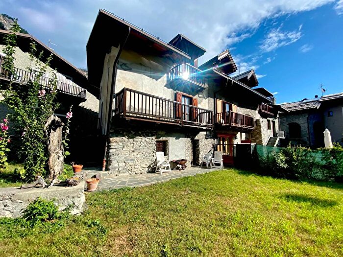 Case in Vendita e in Affitto - 3