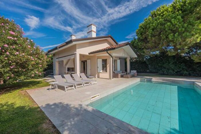 Casa con 6 locali in vendita in Contrada del Barcaiolo, Rosolina