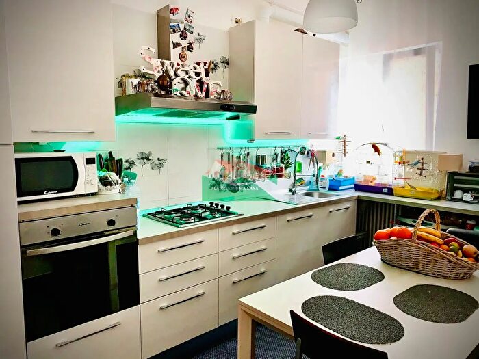 Appartamento trilocale in vendita in Via Rubicone, Ravenna