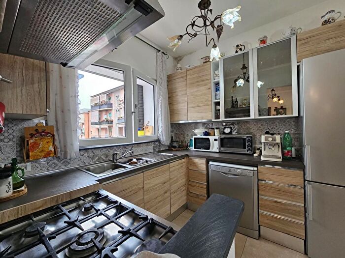 Case in Vendita e in Affitto - 3