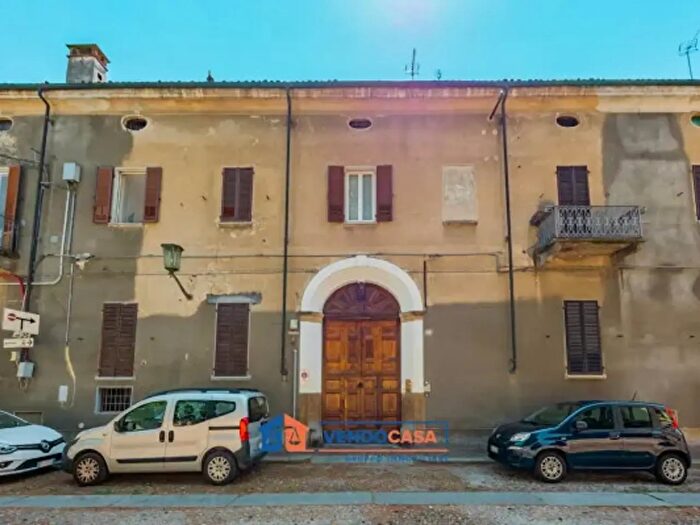 Appartamento trilocale in vendita in Via Monte di Pietà, Carignano
