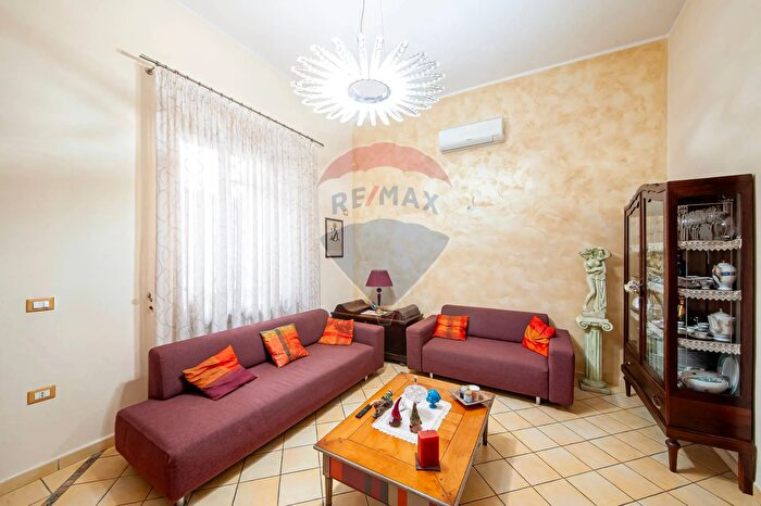 Appartamento quadrilocale in vendita in Via Solimena, Nocera Inferiore