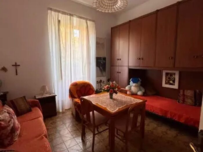 Appartamento con 5 locali in vendita in Via dei Tulipani, Nettuno
