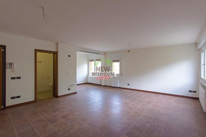 Appartamento in vendita in Via G Carducci Arta Terme, Arta Terme