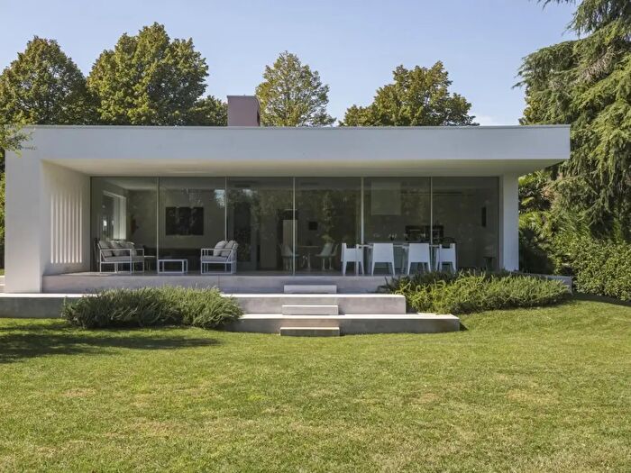 Casa con 5 locali in vendita in Teolo