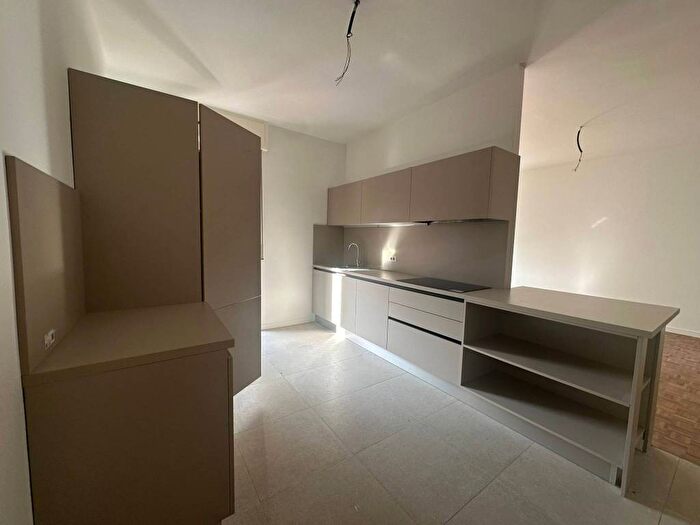 Appartamento trilocale in affitto in Via San Giacomo, Centro, Casatenovo