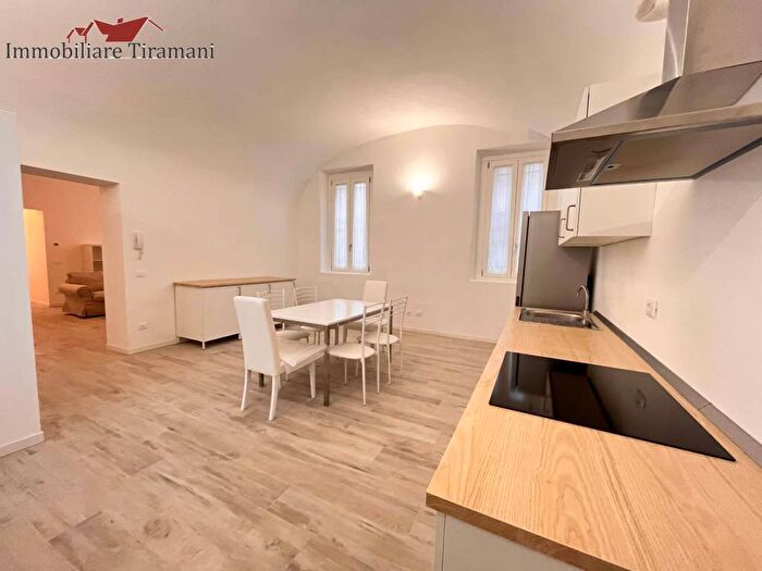 Case in Vendita e in Affitto - 3