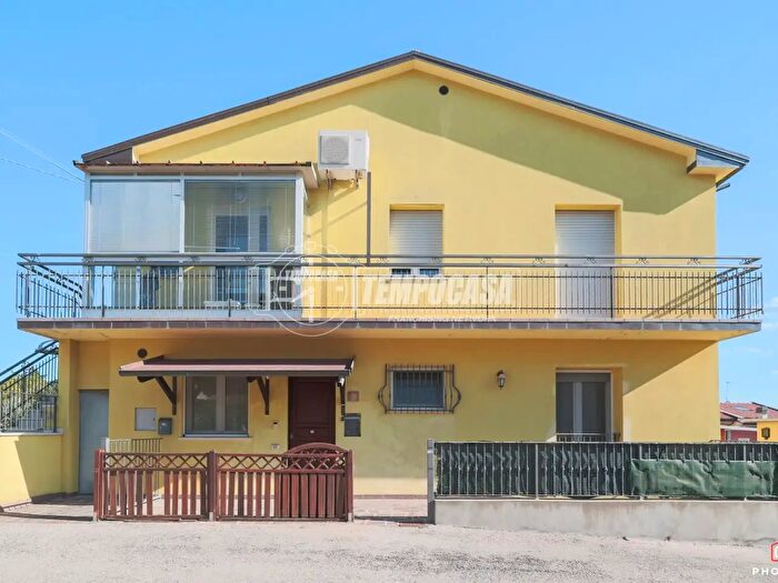 Appartamento trilocale in vendita in Via Tribbio di Sotto, San Giovanni In Marignano