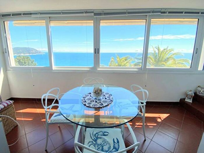 Appartamento bilocale in vendita in Strada Capo Mimosa, Cervo