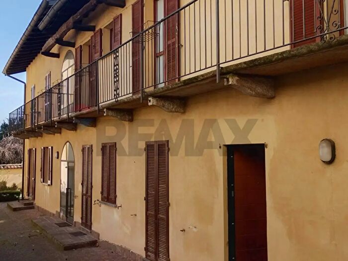 Appartamento monolocale in affitto in Via Ravasi, Varese