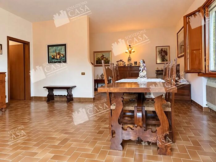 Casa con 11 locali in vendita in Via J F Kennedy, Pieve Di Cento