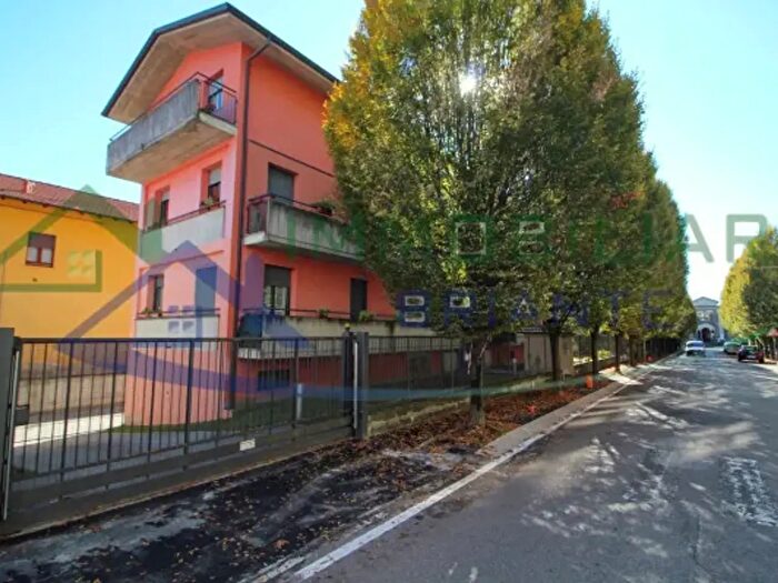 Appartamento trilocale in vendita in Viale Maggio, Somma Lombardo