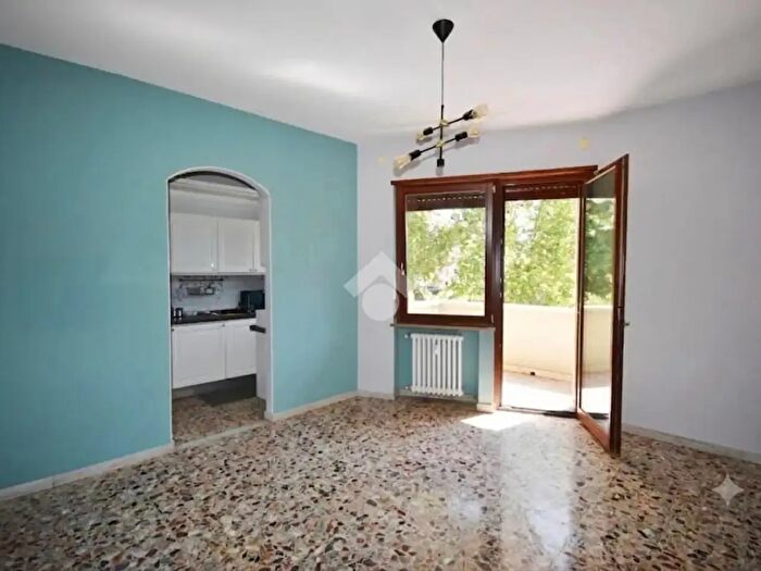 Appartamento quadrilocale in affitto in Via Cascinette, Ivrea
