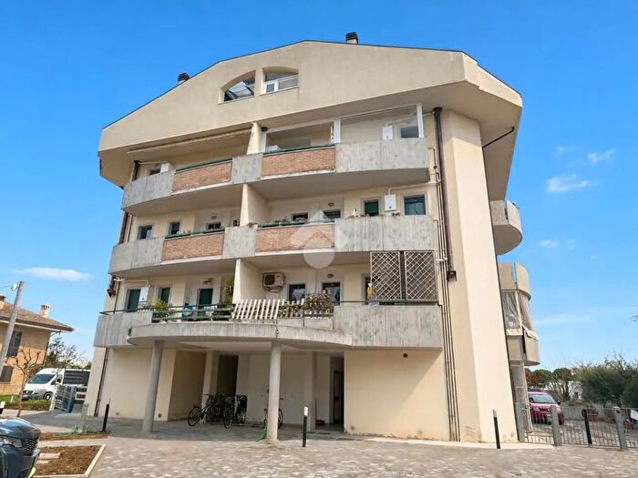 Appartamento trilocale in vendita in Via Felice Cavallotti, Forli