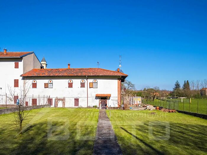 Casa con 5 locali in vendita in Via San Antonio N, Fontaneto DAgogna