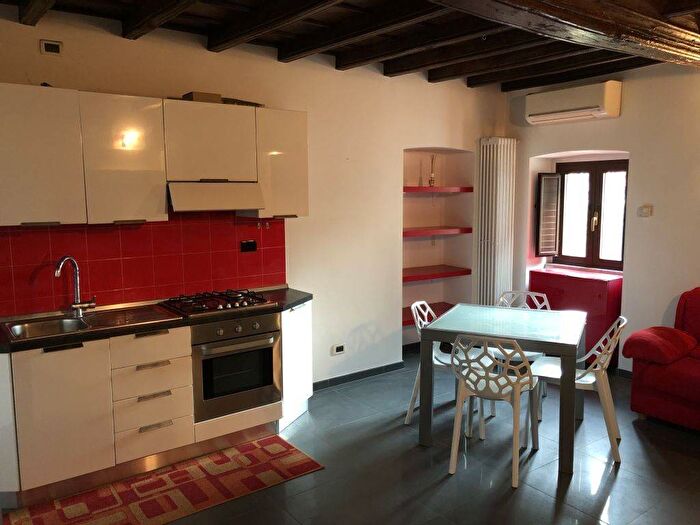 Appartamento bilocale in affitto in Via Giuseppe Barbaroux, Quadrilatero Romano, Torino