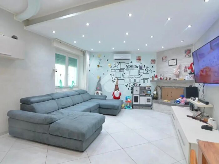 Appartamento trilocale in vendita in Via Cascina Sofia, Bernareggio