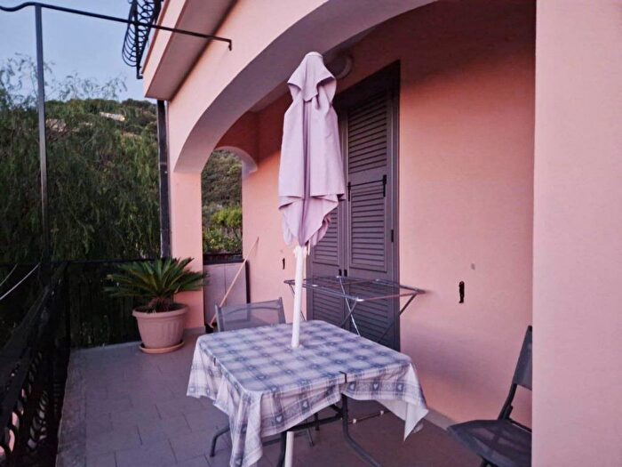 Appartamento bilocale in affitto in Borgo Sant'Agata Borgo d'Oneglia Costa d'Oneglia, Imperia