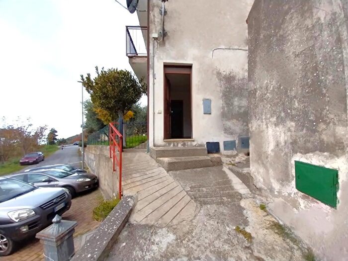 Appartamento trilocale in vendita in Bonifati