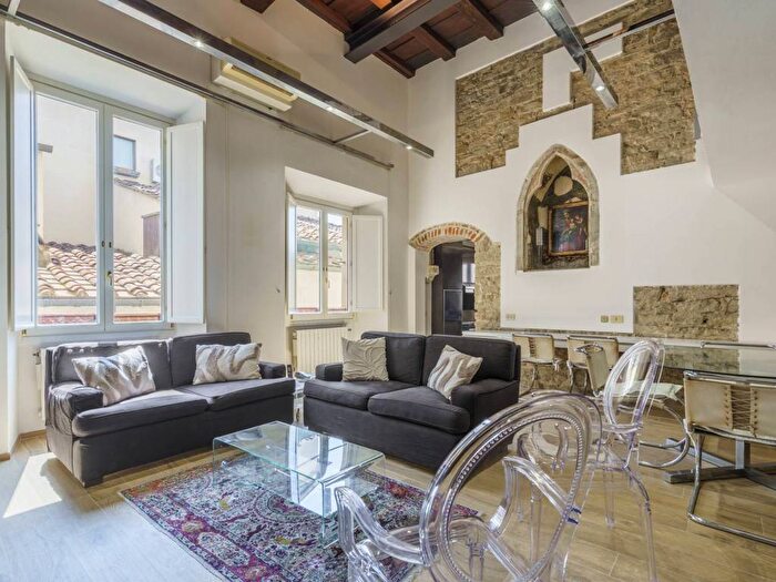 Appartamento con 5 locali in affitto in Borgo San Jacopo, Ponte Vecchio Pitti, Firenze