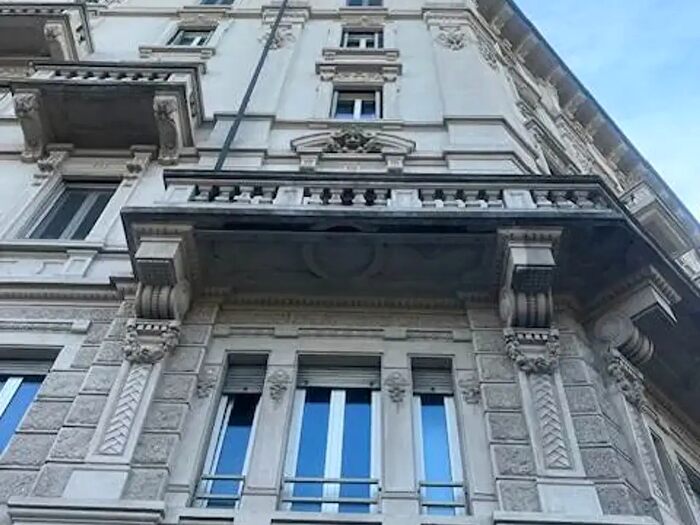 Appartamento bilocale in affitto in Corso Sempione, Milano