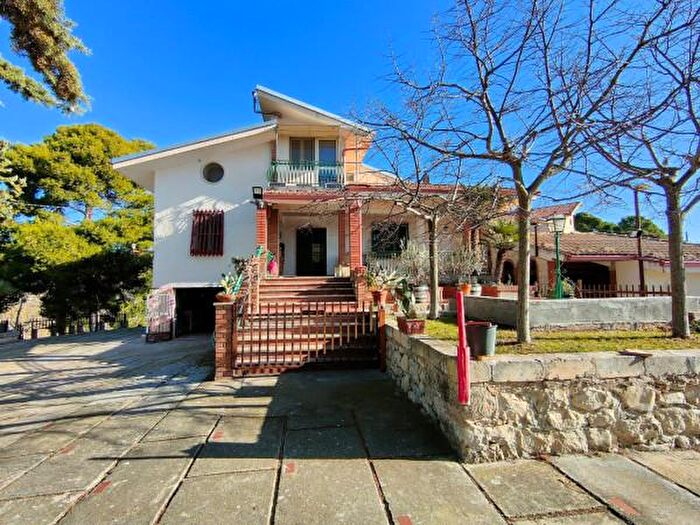 Casa con 5 locali in vendita in Contrada Piano dellAcqua, Chiaramonte Gulfi