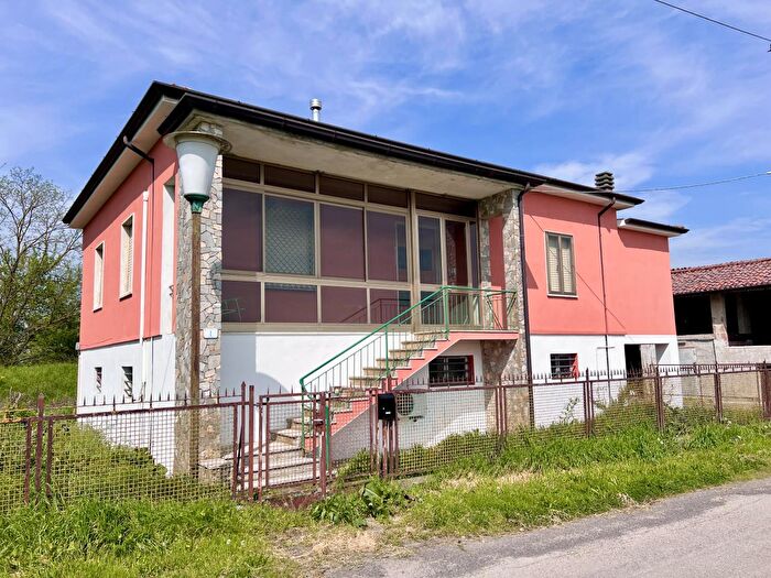 Casa trilocale in vendita in Strada Argine Ongina N, Polesine Zibello