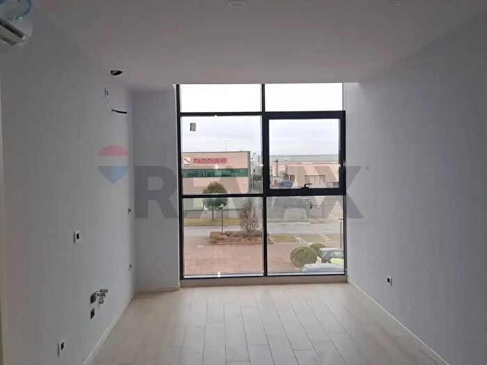 Appartamento bilocale in vendita in Via Leonardo da Vinci, Badia Polesine