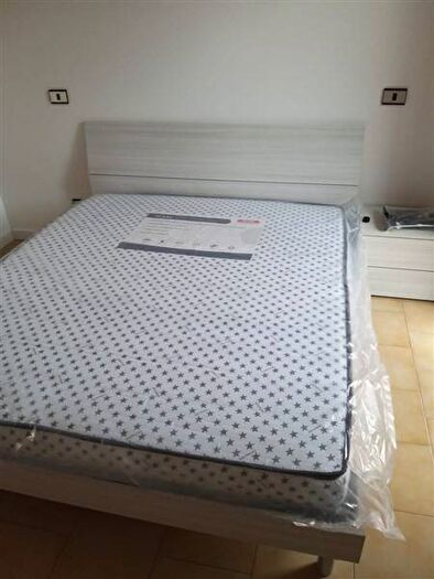 Casa quadrilocale in affitto in Viale Roma, Marina di Massa Centro, Massa