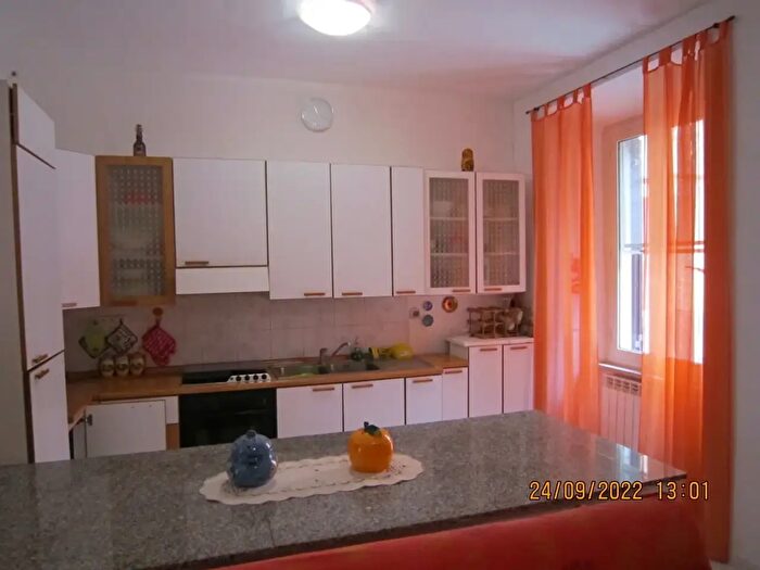 Appartamento con 5 locali in vendita in Via Giuseppe Garibaldi, Tarquinia
