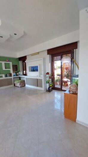 Appartamento con 5 locali in vendita in Viale Colli Aminei, Napoli