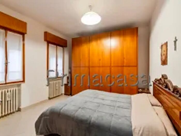 Casa con 6 locali in vendita in Carpi