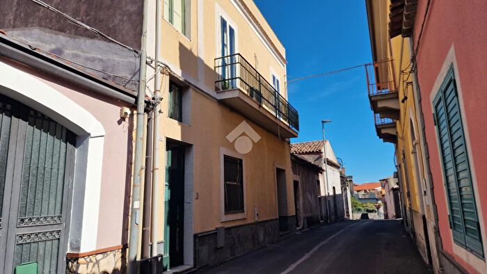 Casa trilocale in vendita in Via Idria, Tremestieri Etneo