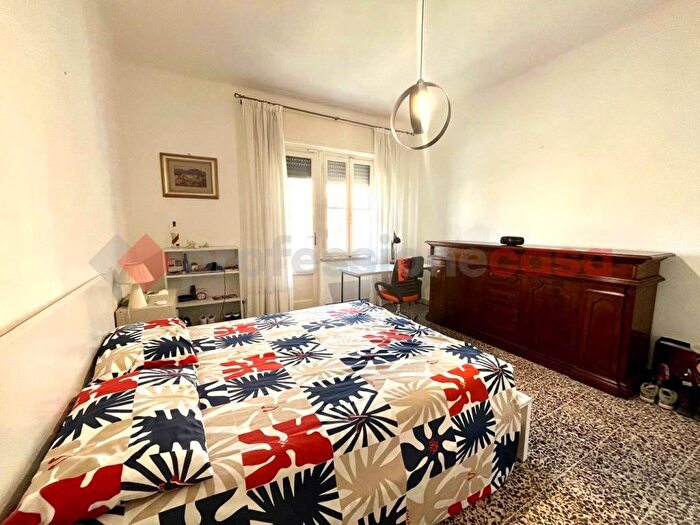 Appartamento trilocale in affitto in via quarantola, Porta a Mare, Pisa