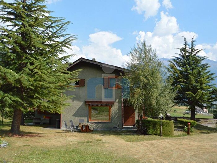 Casa con 6 locali in affitto in Via Kikibum, Valdidentro