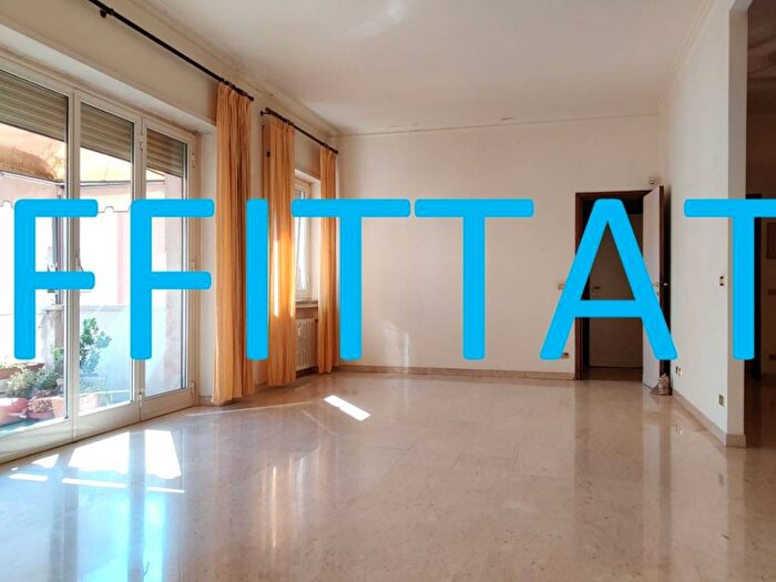 Appartamento quadrilocale in affitto in Via Giovanni Battista De Rossi, Bologna, Roma