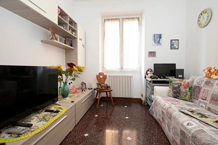Appartamento con 5 locali in vendita in Via Terpi R, Genova